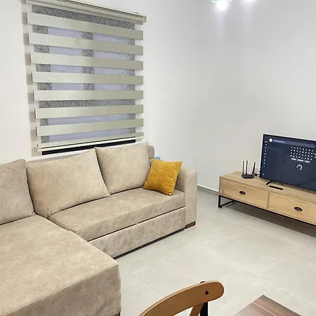 Apartment Gallus At Caesar & Perivolia tou Trikomou